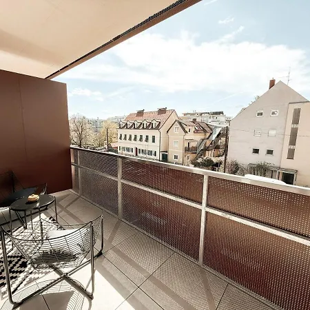 Sonnenseite Mit Balkon In Apartamento Graz
