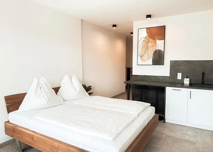 Apartment Sonnenseite Mit Balkon In Graz